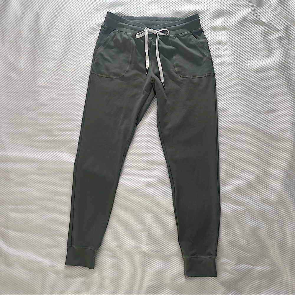 ZYIA Active
